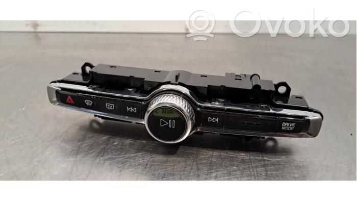 Head unit multimedia control   31456672,P31456672,P31456672