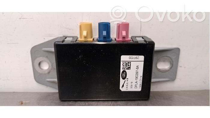 Antenos stiprintuvas   DPLA19C097BA,C2D33465,J9C17518,K8D219C097AA,LR114132
