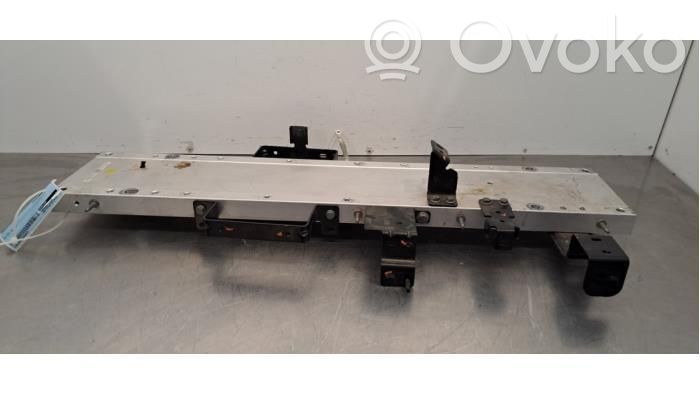 Citroen e-C3 Gearbox mounting bracket 