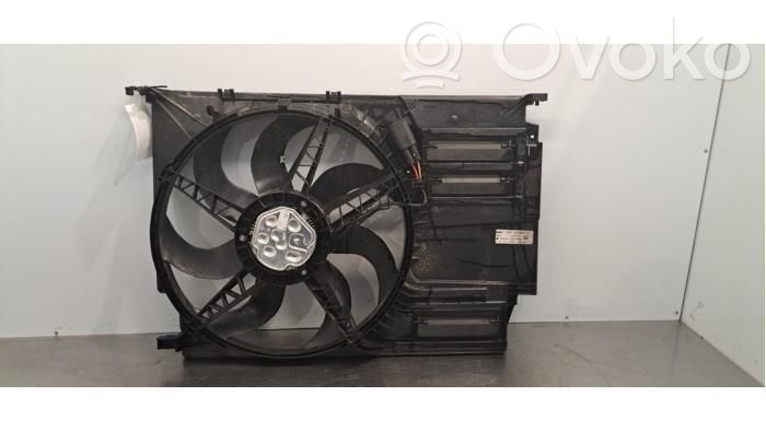 BMW 2 F46 Wentylator / Komplet 