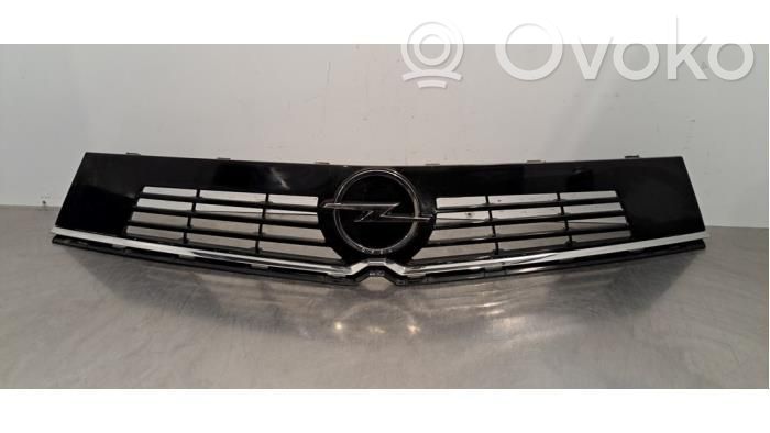 Opel Astra L Griglia superiore del radiatore paraurti anteriore 