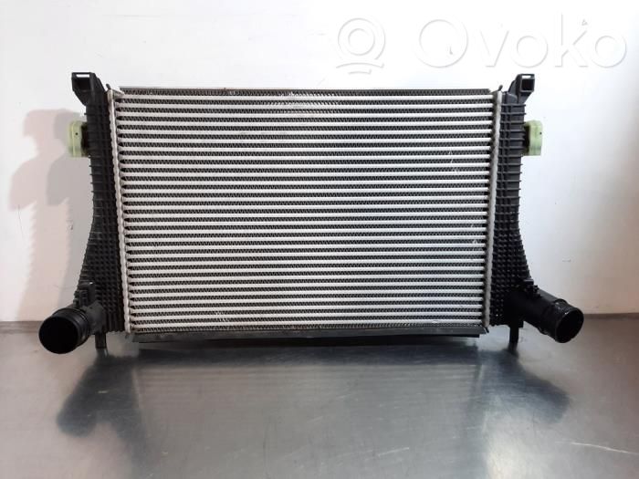 Radiador intercooler   5Q0145803AB,5Q0145803AD