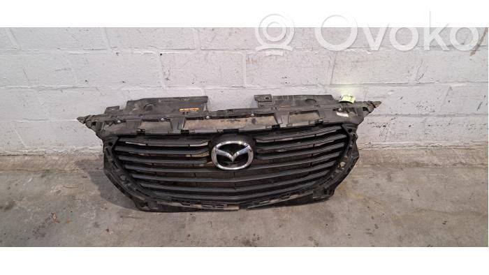 Mazda CX-3 Etupuskurin ylempi jäähdytinsäleikkö 