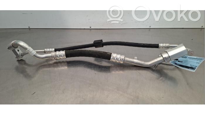 BMW i4 Tubo flessibile aria condizionata (A/C) 