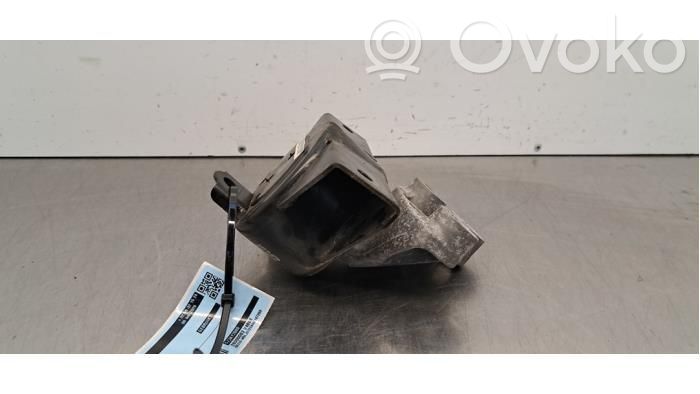 Opel Mokka Engine mount bracket 