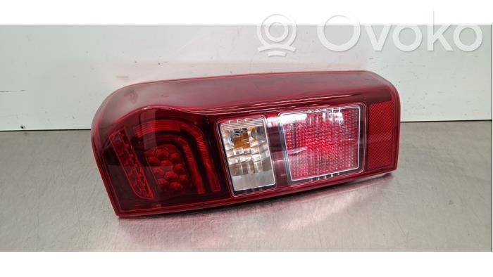 Lampa tylna   8982330902