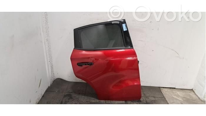 Aizmugurējās durvis   9855229280