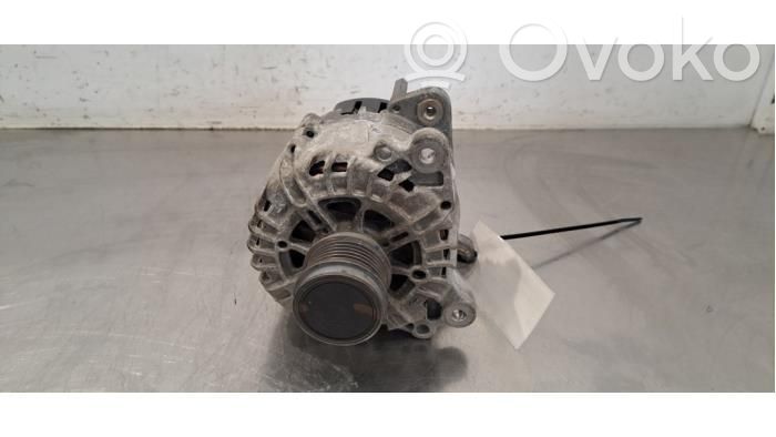 Audi A3 8Y Generatorius 