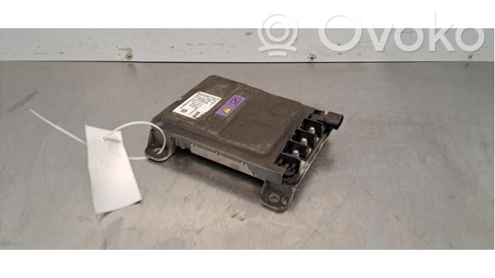 BMW XM Voltage converter inverter 