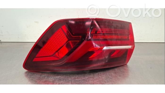 Audi A4 S4 B9 8W Luci posteriori 