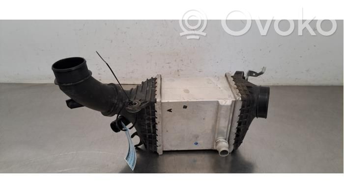 BMW XM Intercooler radiator 