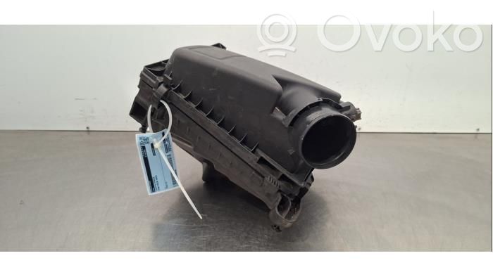 Ford Focus Air filter box 