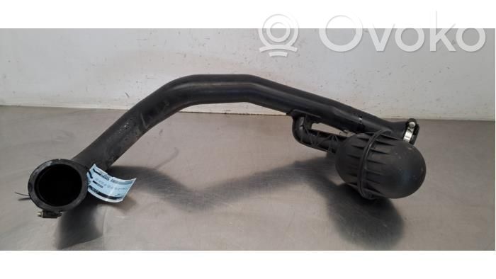 Audi A7 S7 4K8 Tubo flessibile intercooler
