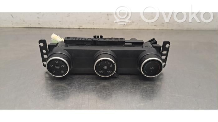 Citroen e-C3 Climate control unit 