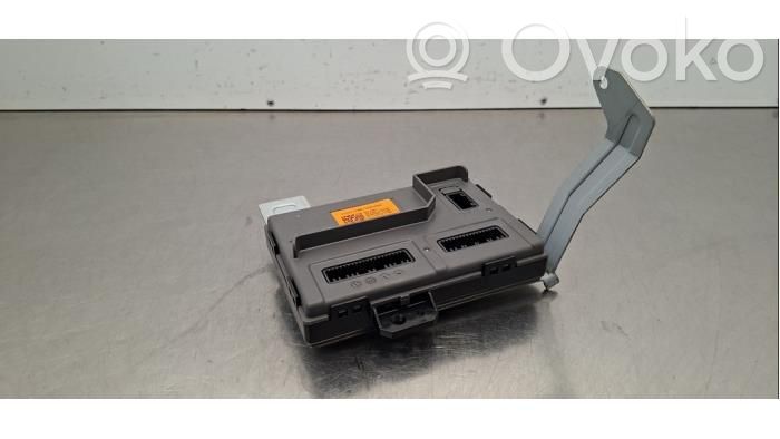 KIA EV6 Antenna control unit 