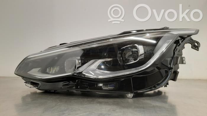 Volkswagen Golf VIII Faro/fanale 