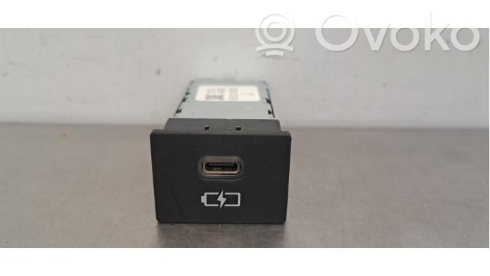 Enchufe conector USB   8553260060,5891102380