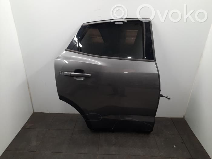 Jaguar E-Pace Aizmugurējās durvis 