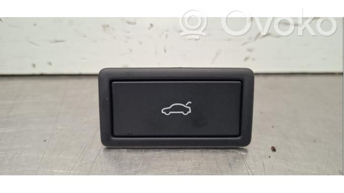 Volkswagen Tiguan Tailgate/trunk/boot open switch 
