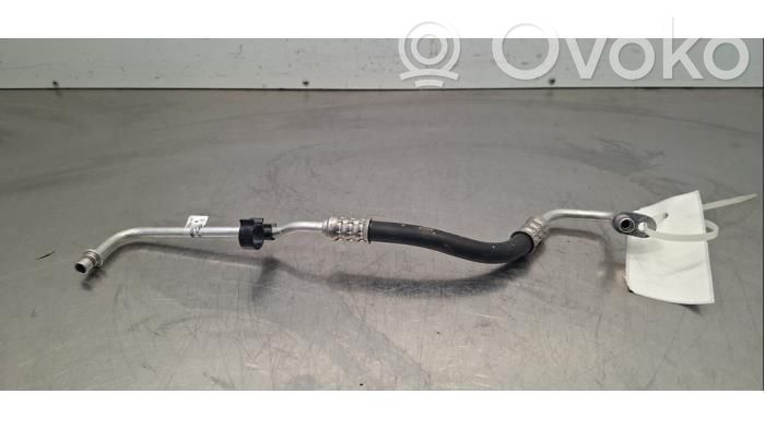 Renault Megane E-Tech Ilmastointilaitteen putki (A/C) 
