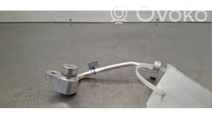 Renault Megane E-Tech Ilmastointilaitteen putki (A/C) 