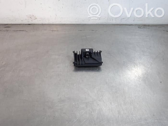 Renault Captur II Windshield/windscreen camera 