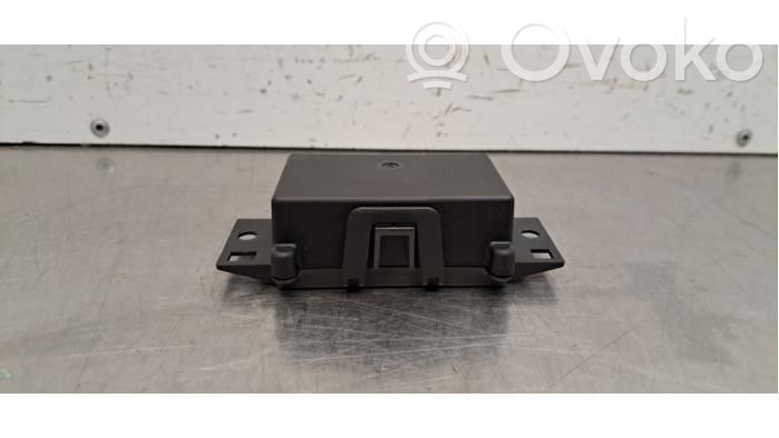 Peugeot 2008 II Unitate control antenă 