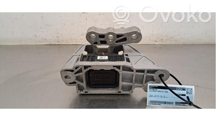 Engine mount bracket   52162417