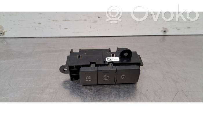Audi Q3 F3 Bouton commande réglage hauteur de phares 