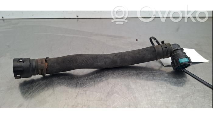 Engine coolant pipe/hose