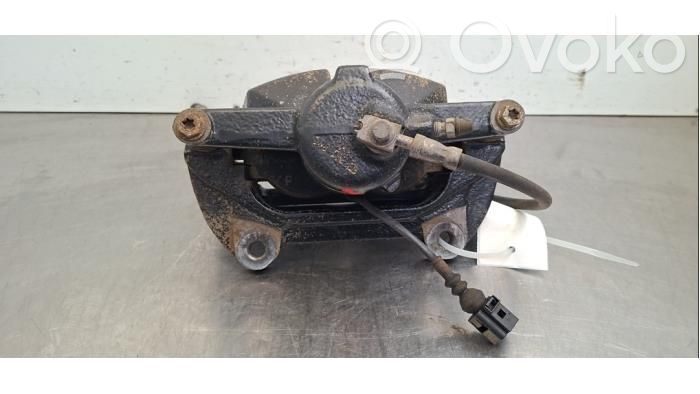 Bremssattel vorne   8V0615124E