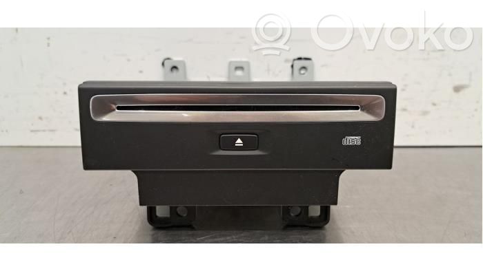 Volvo S90, V90 Panel / Radioodtwarzacz CD/DVD/GPS 