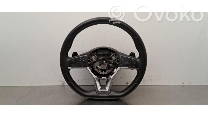 Nissan Juke II F16 Ohjauspyörä 