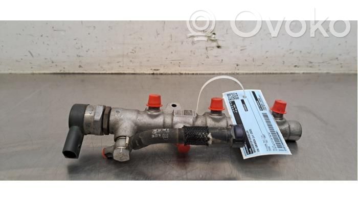 Volkswagen Amarok Fuel distributor 