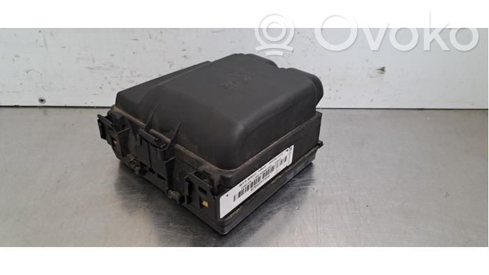 Ford Fiesta Sicherungskasten komplett 
