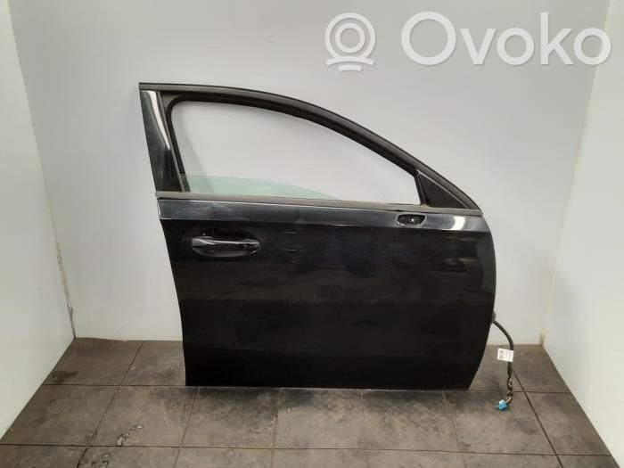 Puerta delantera   A1777206205