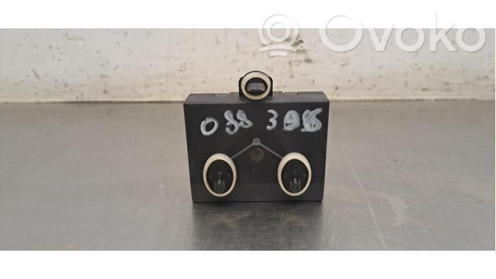 Audi A1 Door central lock control unit/module 