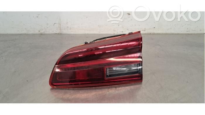 Citroen C5 X Galinis žibintas kėbule 