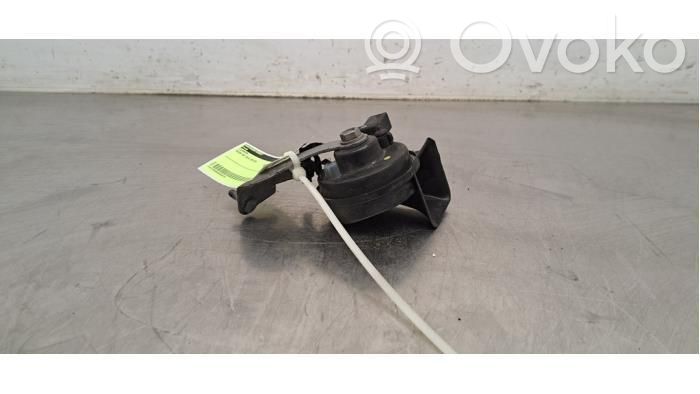 Audi A4 S4 B9 8W Äänimerkkilaite 