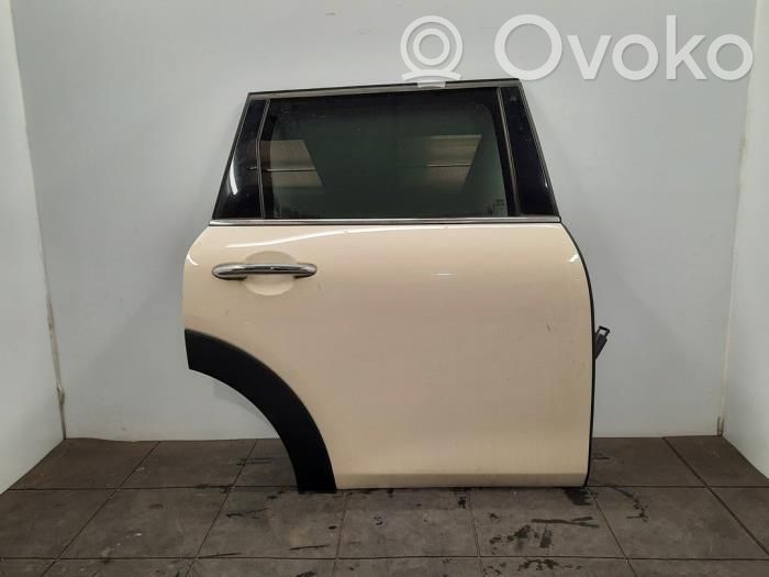 Mini Clubman F54 Puerta trasera