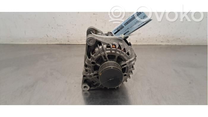 Peugeot 208 II Generatore/alternatore 