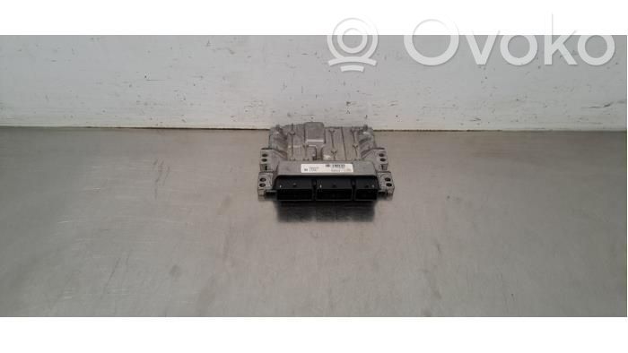 Engine control unit/module   237106117R