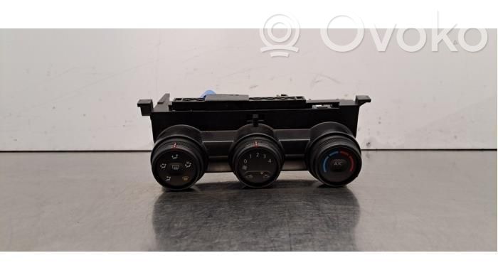 Climate control unit   T679803,275000505R