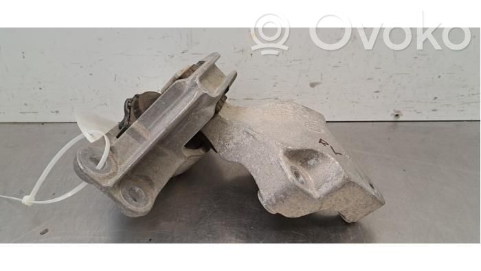 Nissan Micra K14 Engine mount bracket 