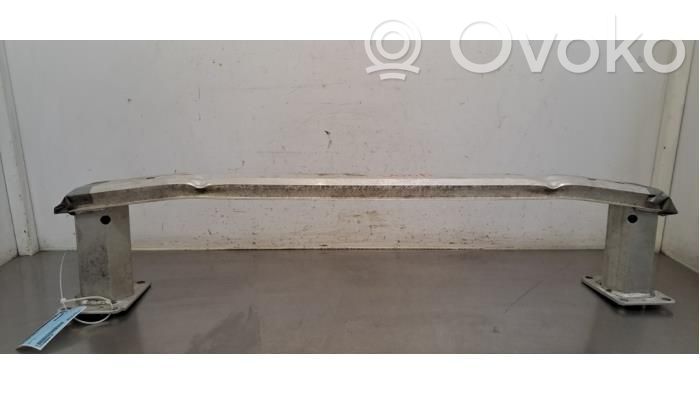 Priekšpusē bampera sija / balka   9821673680