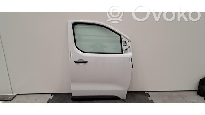 Opel Vivaro Front door 
