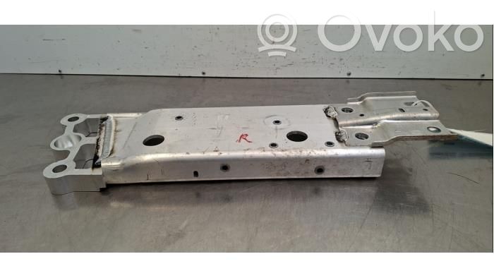 Land Rover Range Rover L460 Type LK Altra parte del vano motore
