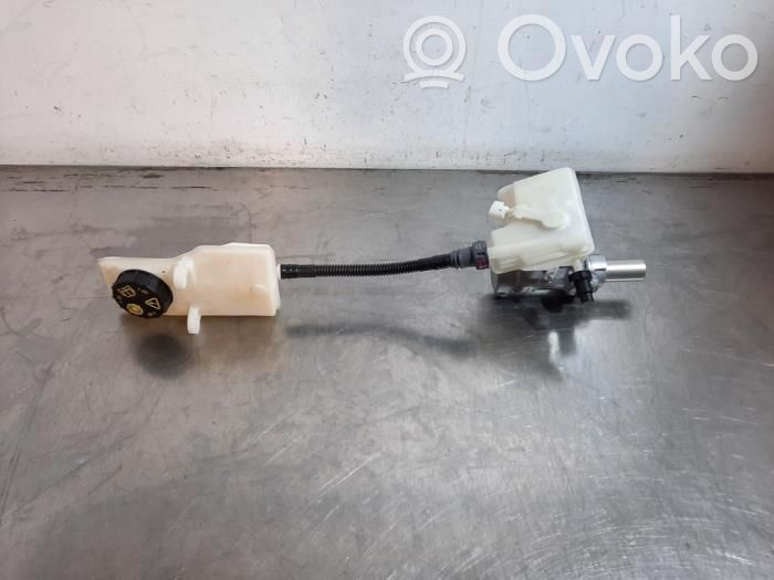 Cilindro de freno maestro   KV6C2140BA,2640190,DV612140C