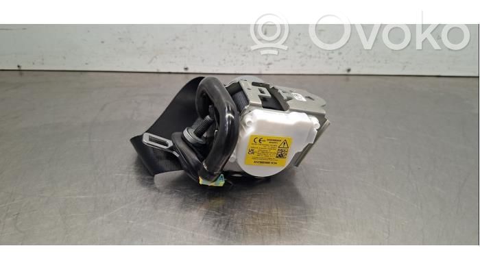 Mercedes-Benz EQB Cinturón trasero 