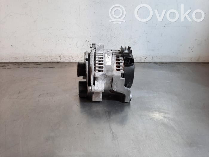 BMW 1 F40 Générateur / alternateur 